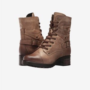 Taos Crave ankle boot 40 (9-9.5)